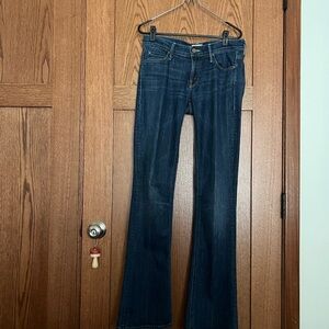 MOTHER Dark Denim Flare Size 27 - The Runway Flowers From the Storm